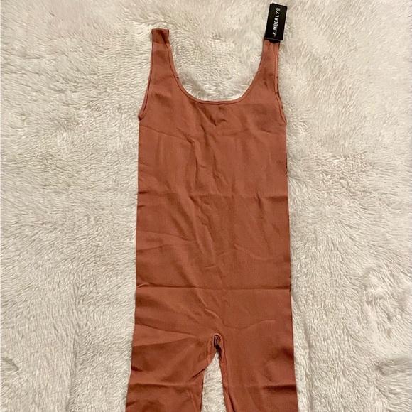 Kimberly  Ribbed Jumpsuit - Picture 6 of 8